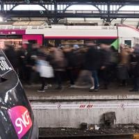 Grève SNCF : Plusieurs télévisions privées d'accès aux gares