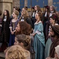 "Versailles" : Un acteur grièvement blessé sur le tournage de la série demande réparation