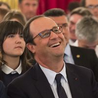 "Au Tableau !" : François Hollande poursuit son marathon médiatique sur C8