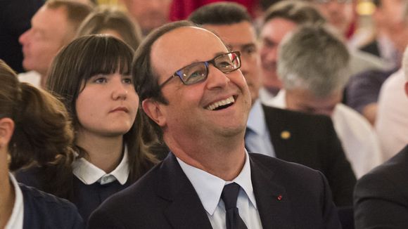 "Au Tableau !" : François Hollande poursuit son marathon médiatique sur C8