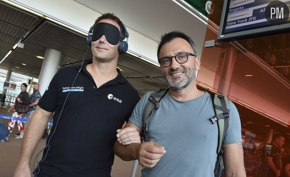 Thomas Pesquet et Frédéric Lopez à l'aéroport