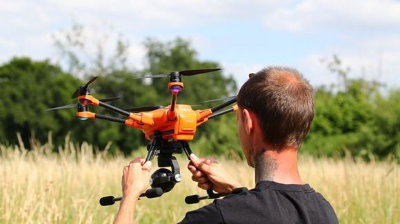 Affaire Grégory : Un drone de Netflix abattu par le propriétaire de la maison des Villemin