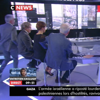 En retard sur CNews, Pascal Praud se précipite en catastrophe sur le plateau