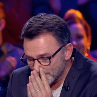 "Rendez-vous en terre inconnue" : En larmes, Frédéric Lopez fait ses adieux à son émission