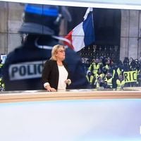 Gilets jaunes : France 3 présente ses excuses après avoir modifié une pancarte sur une photo