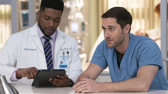 "New Amsterdam" : Avant sa diffusion sur TF1, la série médicale renouvelée pour une saison 2