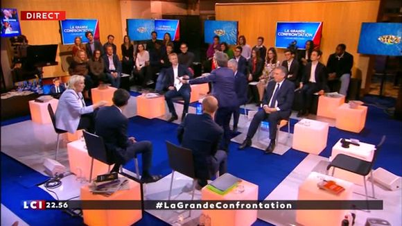 Débat de LCI : David Pujadas contraint de se lever pour faire taire Adrien Quatennens