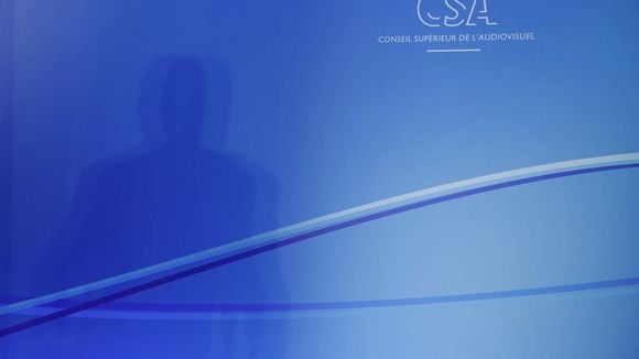 Le CSA dévoile ses recommandations pour lutter contre les fausses informations sur les réseaux sociaux