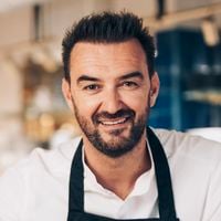 Cyril Lignac prépare une nouvelle émission de cuisine pour l'access de M6