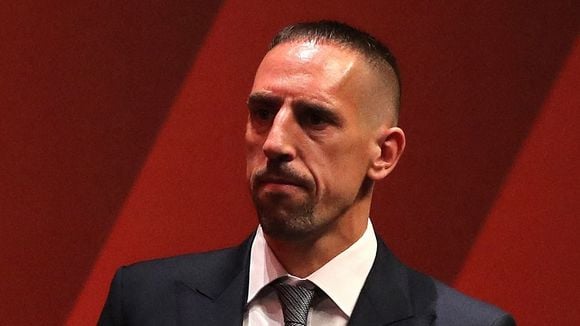 Franck Ribéry menace Karine Le Marchand de poursuites judiciaires pour "injure publique"