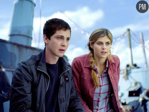 Logan Lerman et Alexandra Daddario dans "Percy Jackson : La mer des monstres"