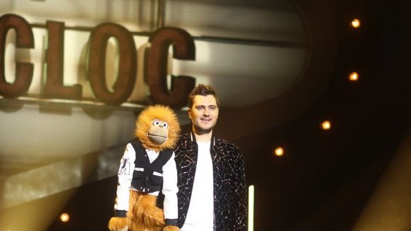 Audiences : "Le mort de la plage" devance Jeff Panacloc, Nagui en hausse