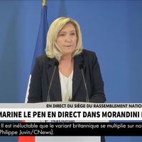 Marine Le Pen appelle les journalistes à ne pas être "des chasseurs de petites phrases" et des "pêcheurs de punchline"