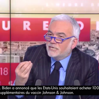 "C'est le mépris !" : Pascal Praud dézingue Samuel Etienne pour son refus d'inviter Marine Le Pen sur Twitch