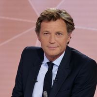 Audiences access 20h : Delahousse réduit l'écart avec TF1, le "19.45" en forme, Barthès en tête des talks