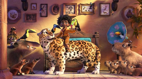 Box-office US : Le "Encanto" de Disney chasse "SOS Fantômes" de la première place, "House of Gucci" sur le podium