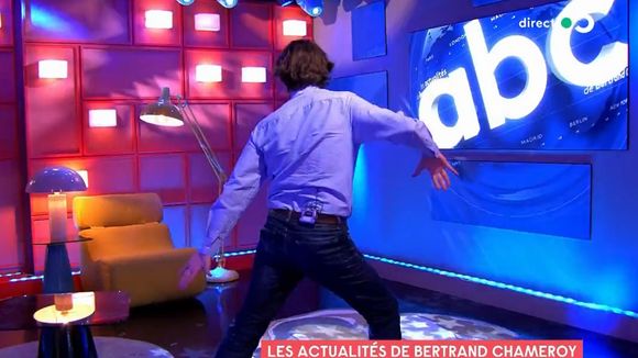 La danse hilarante et endiablée de Bertrand Chameroy sur une bande-annonce de BFMTV