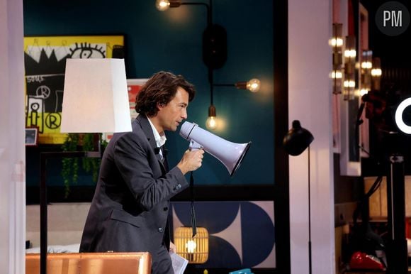 Bertrand Chameroy dans "Bertrand n'a pas sommeil" sur France 2.