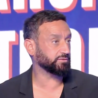 "Une vaste opération de communication" : Cyril Hanouna et les chroniqueurs de "TPMP" chargent (encore) Karine Le Marchand après sa distribution de croissants aux agriculteurs