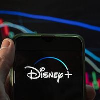 Disney+ réduit ses pertes dans le streaming mais perd tout de même 1,3 million d'abonnés