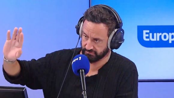 "Mon grand-père était dans la Waffen-SS..." : Europe 1 publie puis supprime de ses réseaux sociaux un témoignage problématique d'un auditeur de Cyril Hanouna