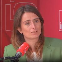 "Un comportement de lâche" : Marine Tondelier (Les Écologistes) au bord des larmes sur France Inter après la déclaration de Bruno Le Maire qui met dos à dos LFI et RN