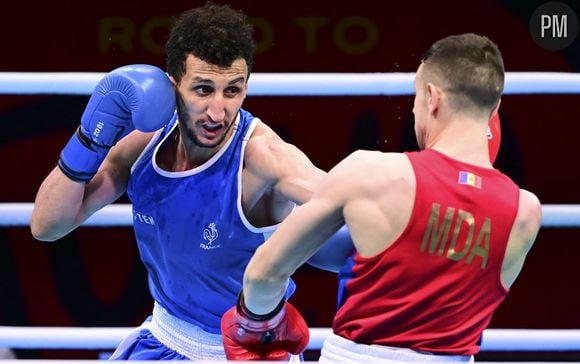 Le boxeur français Sofiane Oumiha