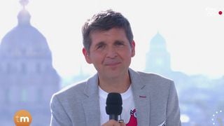 "Je suis fier de ce que l'on a construit et réussi ensemble" : Après 3 saisons, Thomas Sotto fait ses adieux à "Télématin" sur France 2