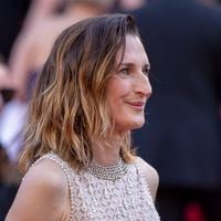 Audiences Netflix : Cette comédie irrésistible avec Camille Cottin et Camille Chamoux cartonne et s'empare du sommet du top en France