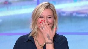 &quot;C&#039;est un désastre&quot; : Première boulette et premier fou rire pour Flavie Flament et Julien Arnaud dans &quot;Télématin&quot; sur France 2