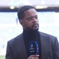 "Il n'arrive pas à la cheville de Benzema" : Patrice Evra dézingue Kylian Mbappé pour ses débuts comme consultant sur RMC