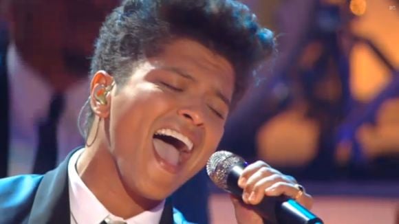 MTV Video Music Awards 2011 : Bruno Mars rend hommage à Amy Winehouse