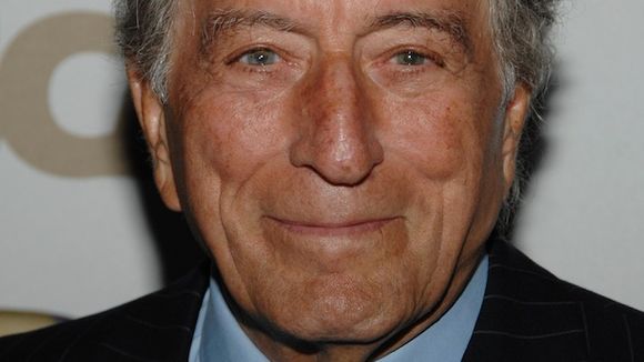 11 septembre : Tony Bennett rejette la faute sur les Américains