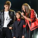 Prince, Blanket et Paris, les enfants de Michael Jackson lors du concert hommage à leur père le 8 octobre 2011