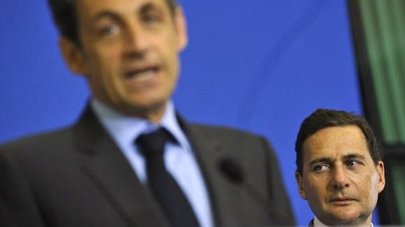 Nicolas Sarkozy regrette qu'Eric Besson "passe ses journées sur Twitter"