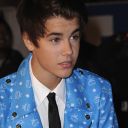 Justin Bieber sur le tapis rouge des "NRJ Music Awards 2012". 