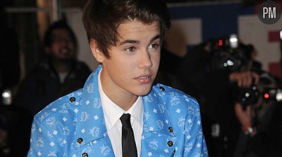 Justin Bieber sur le tapis rouge des "NRJ Music Awards 2012".