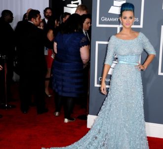 Katy Perry sur le tapis rouge des Grammy Awards 2012