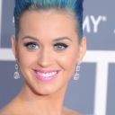 Katy Perry sur le tapis rouge des Grammy Awards 2012