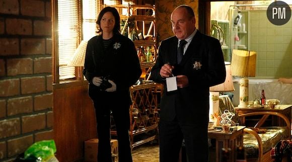 Jorja Fox et Paul Guilfoyle dans "Les Experts"