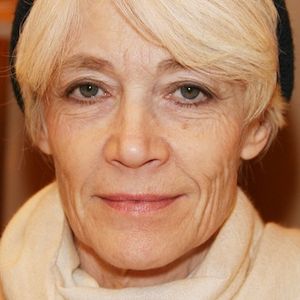 Françoise Hardy craint de ne pas pouvoir payer ses impôts