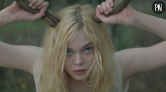 Elle Fanning, égérie de Lolita Lempicka.