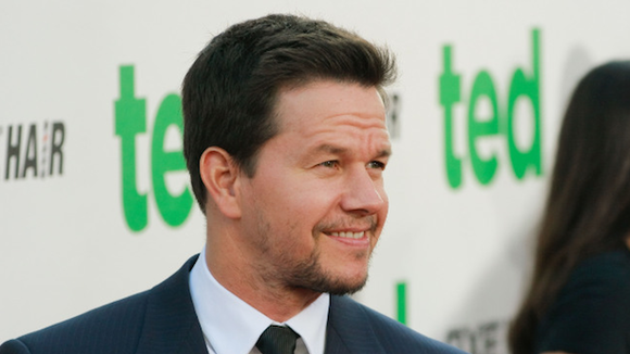 Mark Wahlberg remplace Shia LaBeouf dans "Transformers 4"