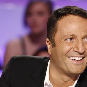 Arthur sur le plateau des "Enfants de la télé"