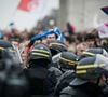 La "manif pour tous" contre le mariage gay a dégénéré, provoquant quelques débordements avec ceux qui souhaitaient rejoindre l'avenue des Champs Elysées.