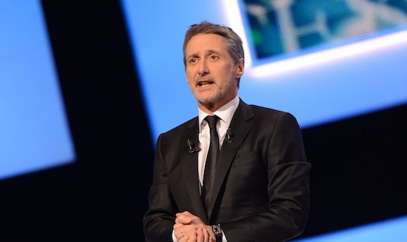 Antoine de Caunes remplacera Michel Denisot aux commandes du "Grand Journal".