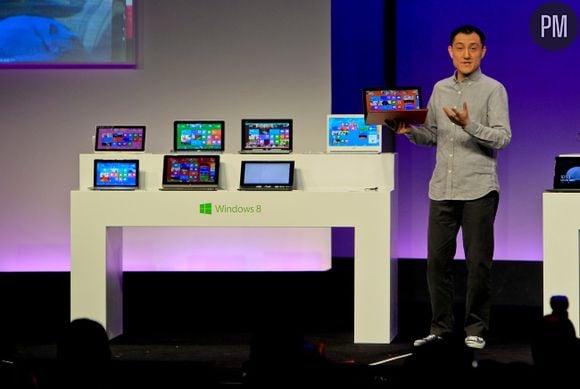 La "Surface" de Micosoft lors de sa présentation en octobre 2012.