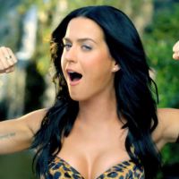 Clip : Katy Perry perdue dans la jungle pour "Roar"