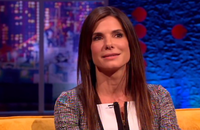 Sandra Bullock entonne "Rapper's Delight" au "Jonathan Ross Show"