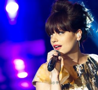 Lily Allen en tête des ventes de singles outre-Manche